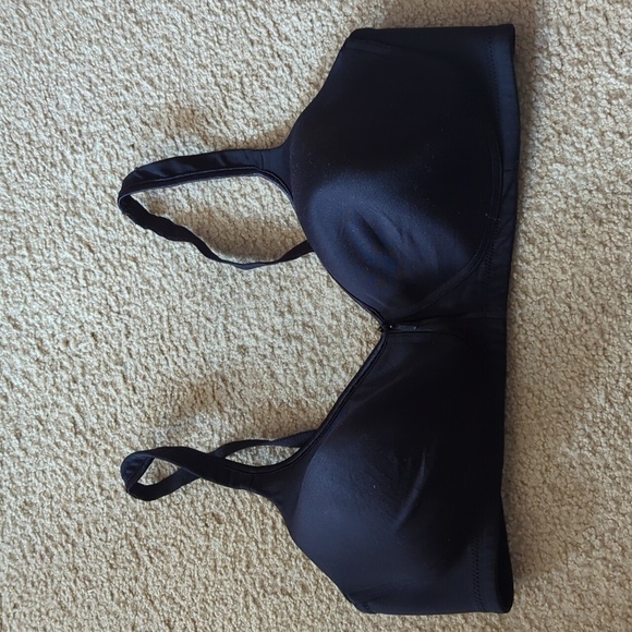 Vanity Fair Black Wireless Bra Size 40D - Picture 1 of 6